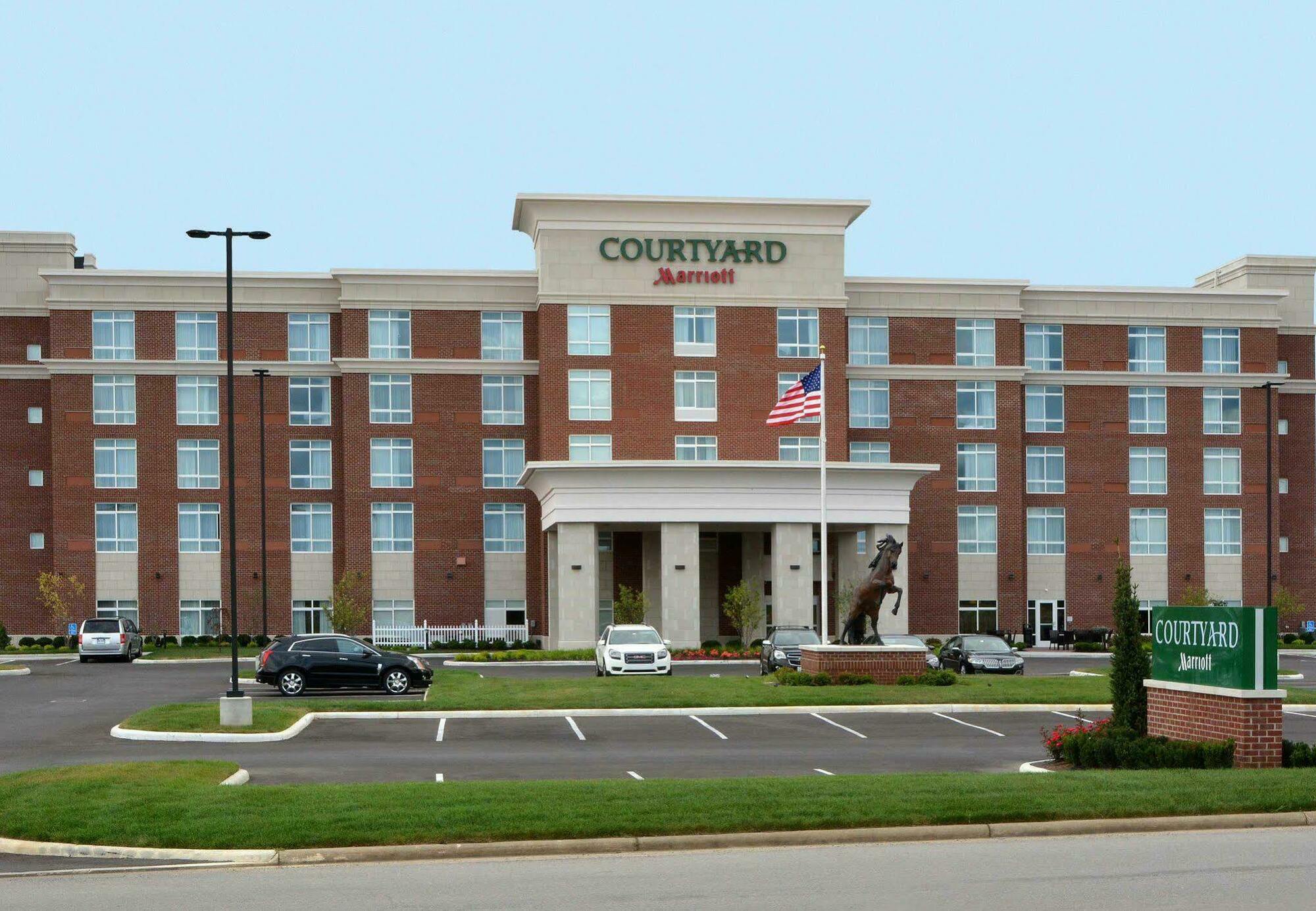 Courtyard By Marriott Youngstown Canfield Екстериор снимка