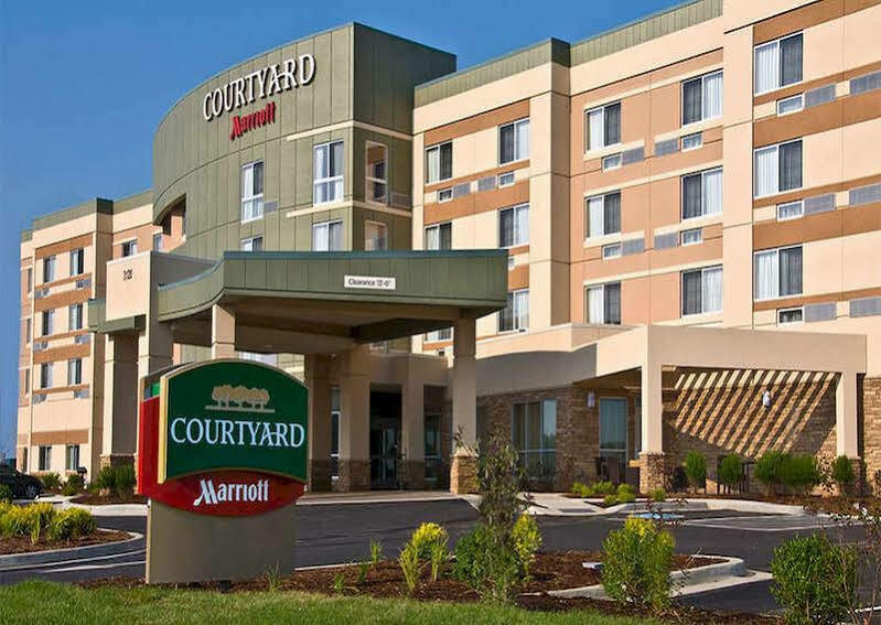 Courtyard By Marriott Youngstown Canfield Екстериор снимка